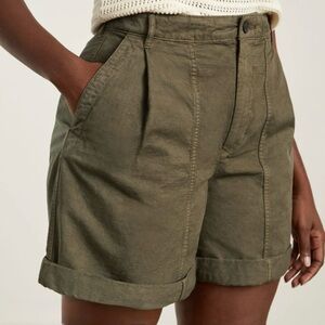 Everlane Tourist Shorts (2)